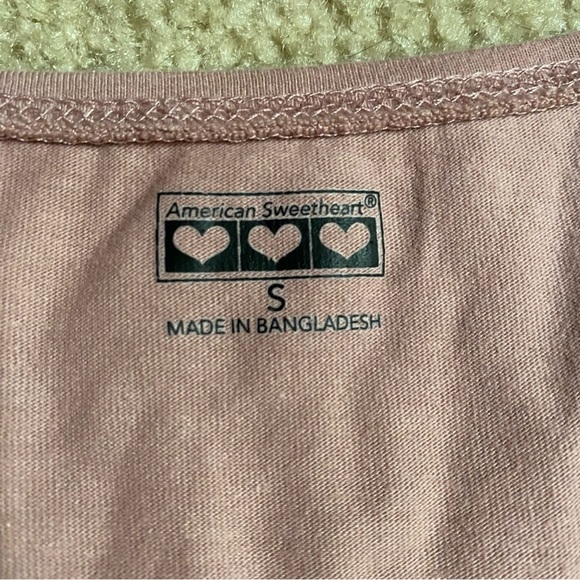 American sweetheart pink floral embroidery long sleeve tee - Picture 7 of 9